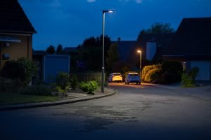 Straßenbeleuchtung mit modernen LED-Leuchten